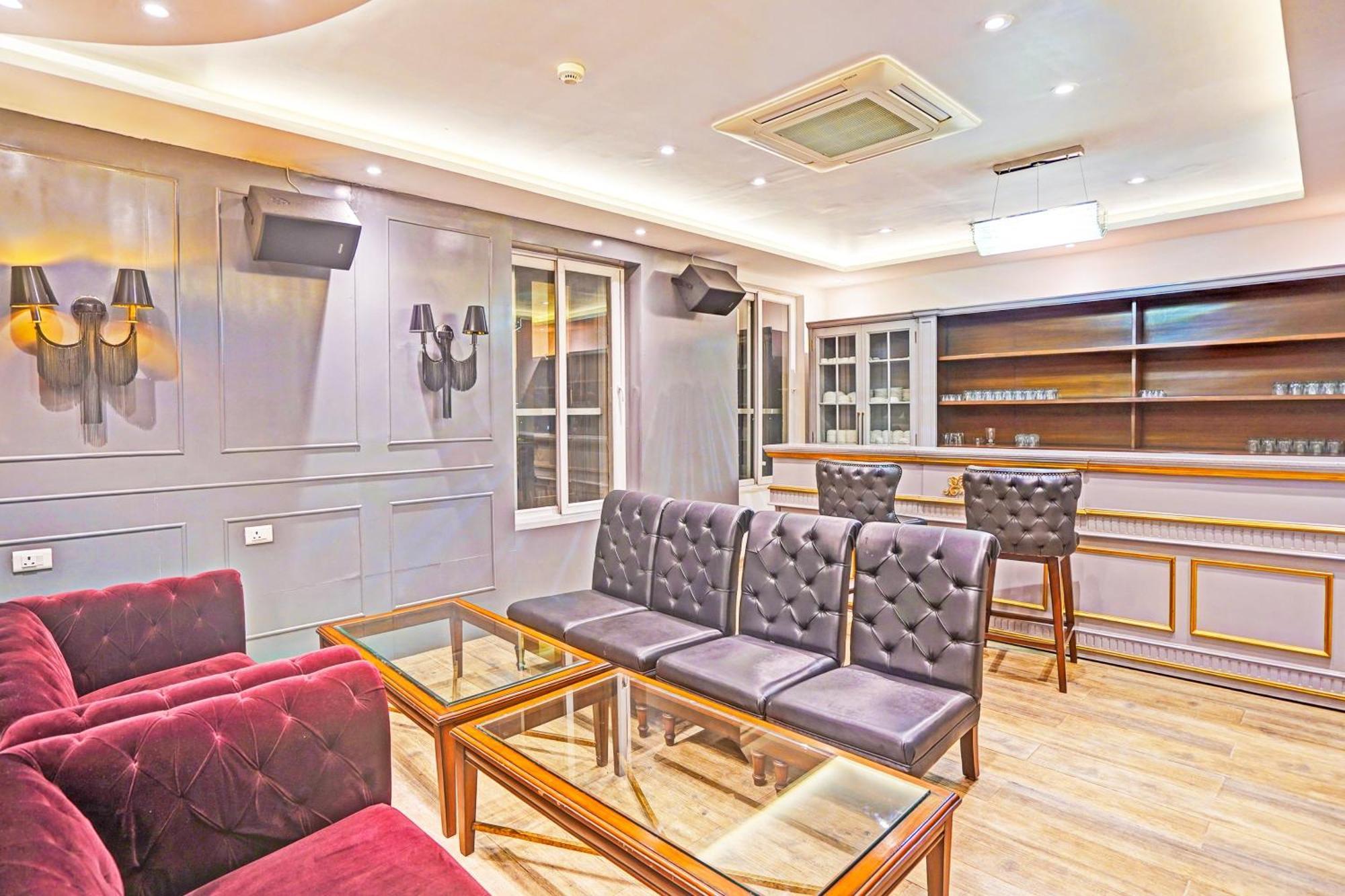 Palette Gomti Nagar Near Ekana Stadium Formerly Gusto Club Lucknow Exterior foto